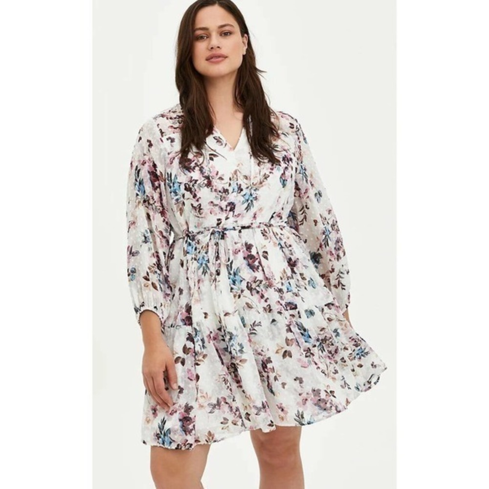 New Torrid 3 (3X‎ 22/24) Floral Clip Dot Chiffon Skater Party Dress w/Pockets